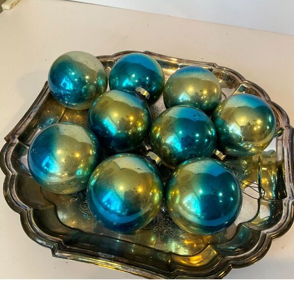 Vintage ombre Christmas balls; blue and silver 9 balls - Picture 1 of 3
